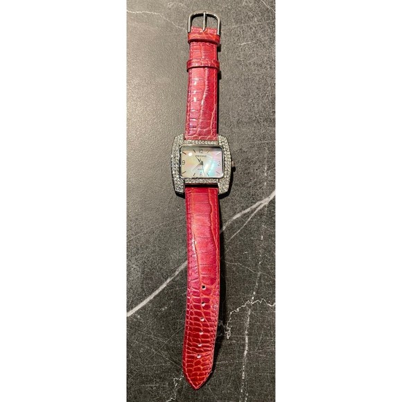 SALE!!! Ladies Pedre Leather Band Watch- New Battery (17) - Picture 2 of 2